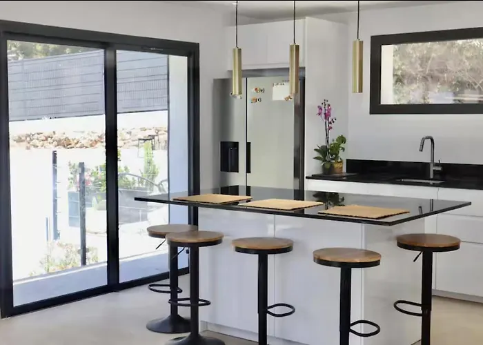 Kalliope - Vue - Piscine - New Vila