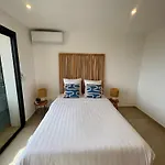 Kalliope - Vue - Piscine - New Villa *
