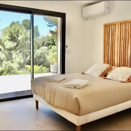 Villa Kalliope - Vue - Piscine - New Hyeres