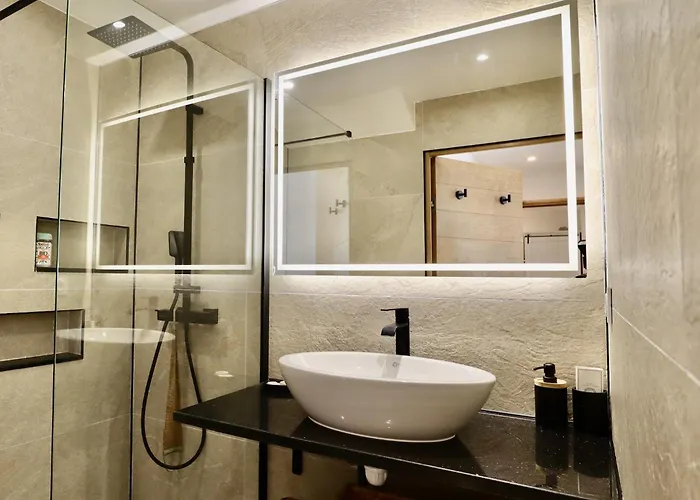 Kalliope - Vue - Piscine - New Villa *